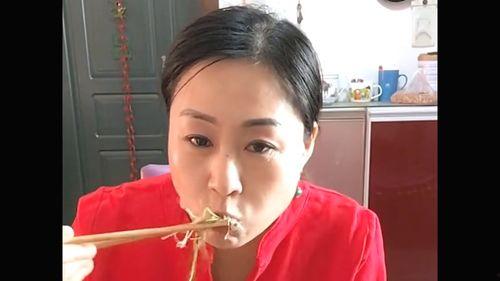 娱乐吃瓜酱爆料网友是谁,娱乐吃瓜酱爆料网友真实身份大揭秘!